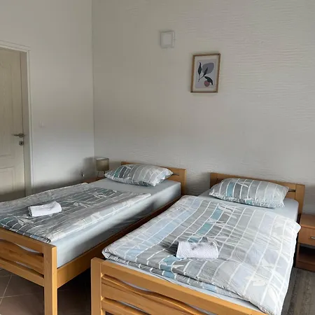 شقة Prenociste Dubravka