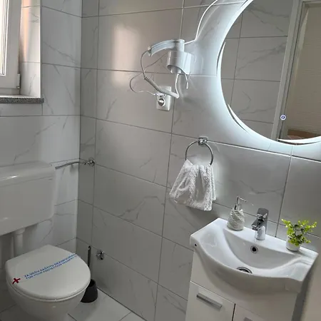 شقة Prenociste Dubravka